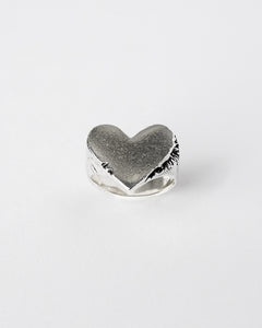 RTS - Heavy Heart Signet Ring