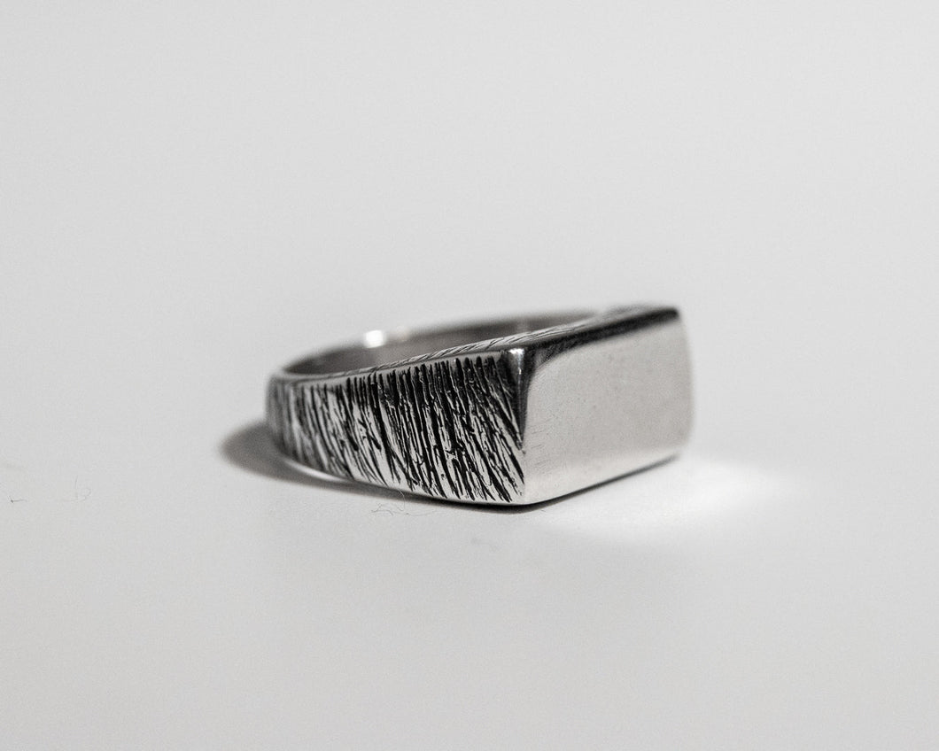 RTS - Damaged Signet Ring